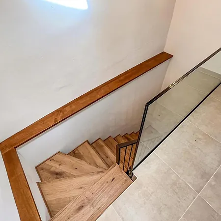 2 Bedroom Stunning In Castel Focognano